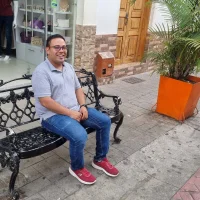 Mikee-Leee's Profile Pic