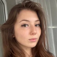 EdythFollin's Profile Pic