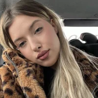 doll_bb's Profile Pic