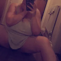 CurvyCakes01xx's Profile Pic