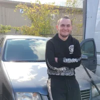 Londonont's Profile Pic