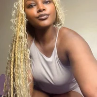 Lovelypee's Profilbild