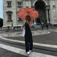 Nina-Viens' Avatar Pic