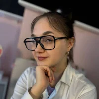 EugeniaClagg's Avatar Pic