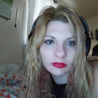 snowberryshortcake's Profile Pic