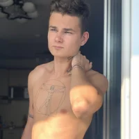 صورة الملف الشخصي لـ VinsentAstra