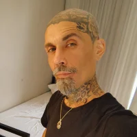 รูปอวาตาร์ของ Chucky_Leck