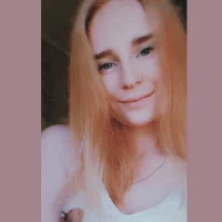 bloom_v_v's Profile Pic