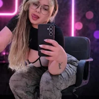 hott_mind_'s Avatar Pic