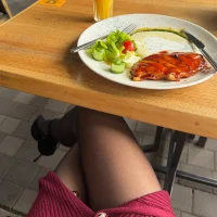 Arina_Bloom Adlı Modelin Avatarı