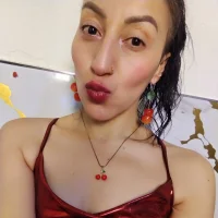 Slika avatara modela Oriana111
