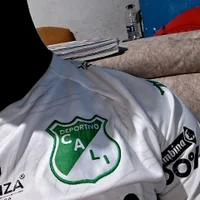 09hipolito's Profile Pic