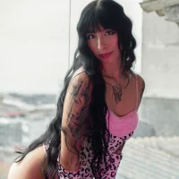 LaylaaDoll Adlı Modelin Avatarı