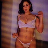 AshleyRoberts- webcam