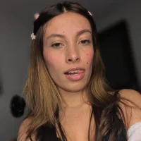 Sweet_moon_v_'s Avatar Pic