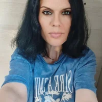 CRIYSTINA36's Avatar Pic