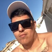 Adessct's Profile Pic