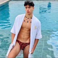 Giuliano_Gray's Profile Pic
