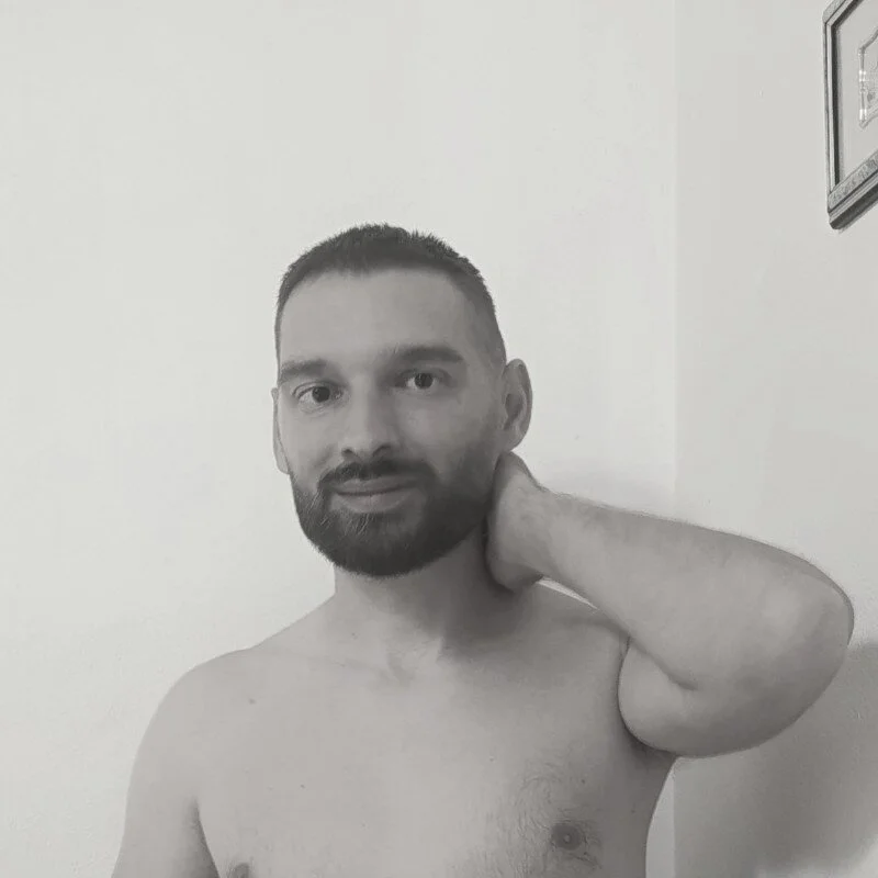 JON_OLD profile photo
