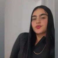 Charlottee_Rosee's Profile Pic