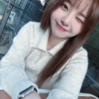 coco-tw0404's Profile Pic