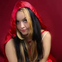 StephaniaLorenz's Profile Pic