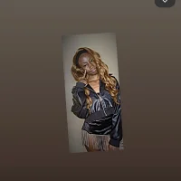 baby_shey Adlı Modelin Avatarı