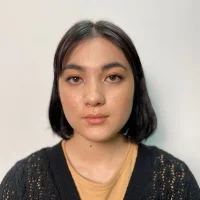 Gambar Profil CoralineBenar