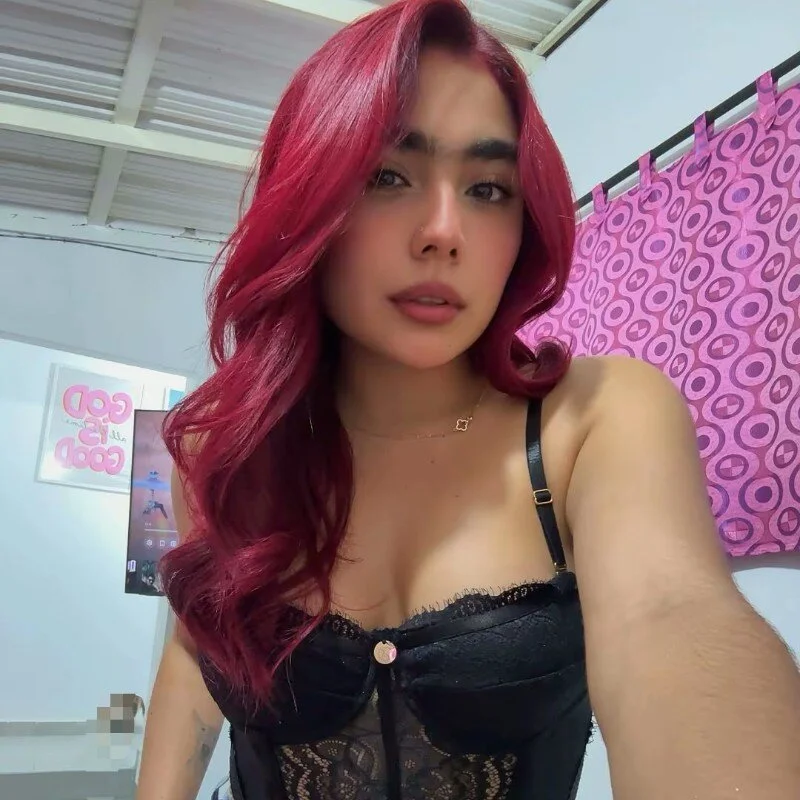 Sara_Collinnss