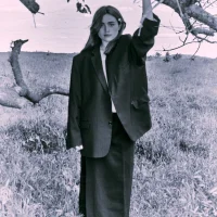 EllaParker's Avatar Pic