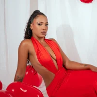 GiuliaCash's Avatar Pic