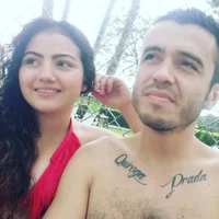 HardCoupleSquirt's Profile Pic