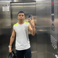 MichaManu7's Profile Pic