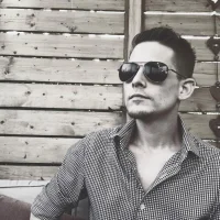 Roukie_89 Adlı Modelin Avatarı