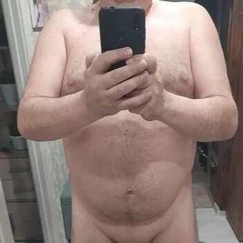 UJLUJLTY live cam profile