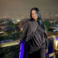 Claire_Melendez's Profile Pic