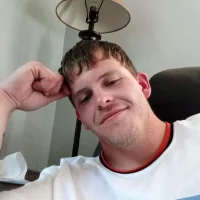 صورة الملف الشخصي لـ aaronc615