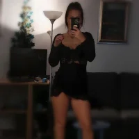 HotWife_Tina's Avatar Photo