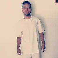 Esjhourjz profiképe