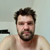 BindingParty1 Φωτ, Προφίλ