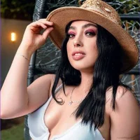 sweeet_temptation_m1's Profile Pic