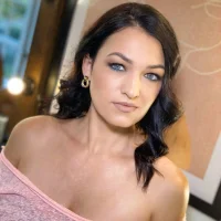EvaMarius_009's Profile Pic