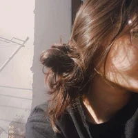 AnshikaBloom98 Adlı Modelin Avatarı