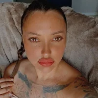 Hot_Pupaa's Avatar Pic