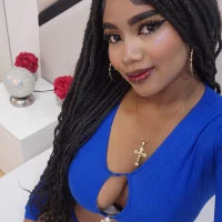 MirandaTurbay's Profile Pic