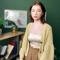 AngelaRocco Φωτ, Προφίλ