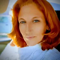 Anna_Peachs's Profile Pic