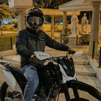 leeonelmtz___'s Profile Pic