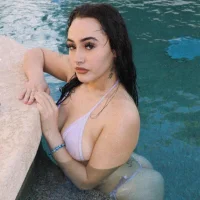 kitty212's Profile Pic