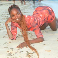 Africana_slim